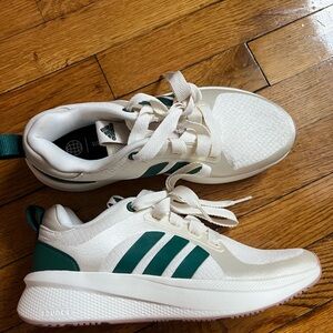 Adidas Bounce Sneakers (women) White and Green Sneakers